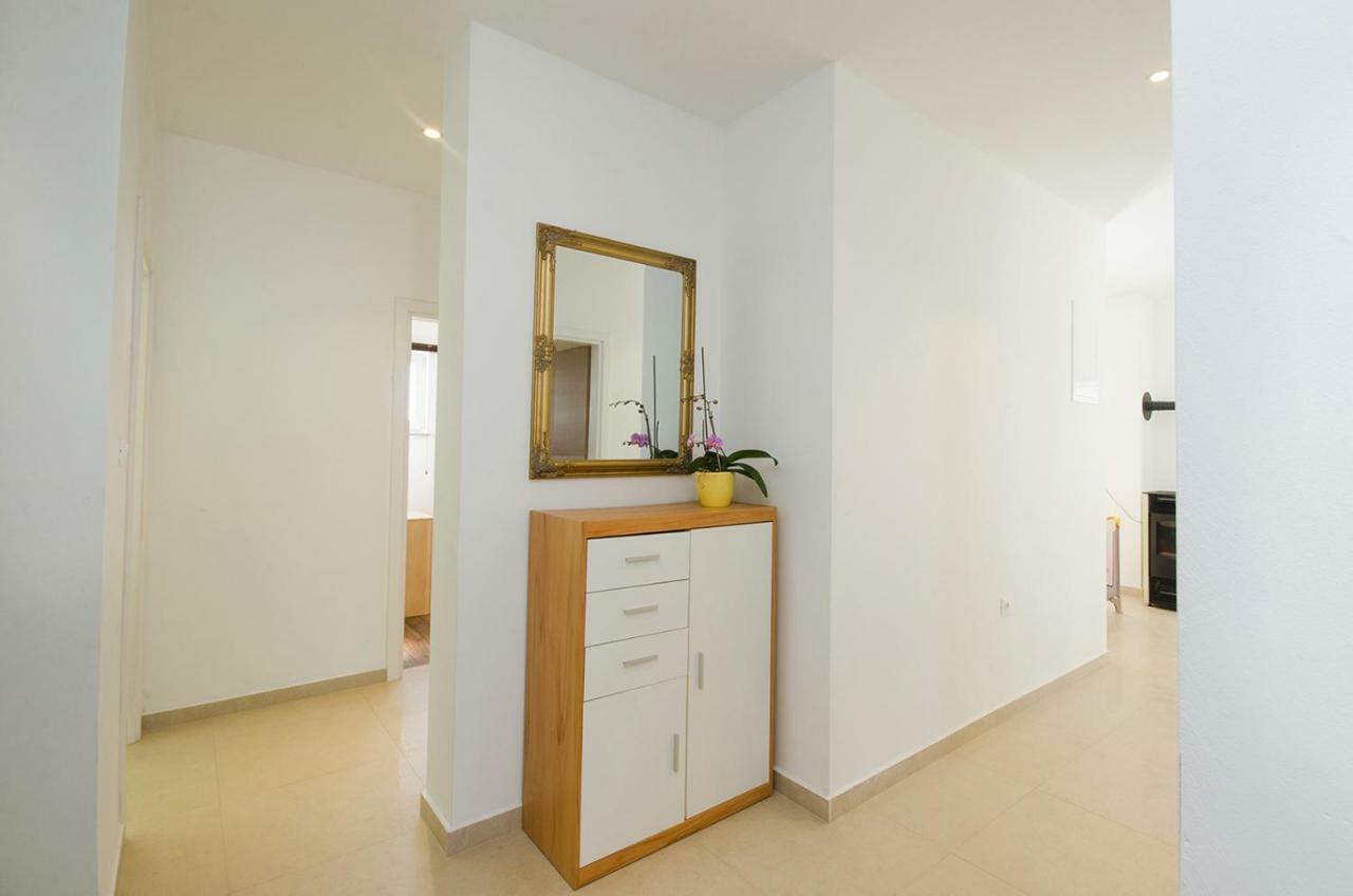 Apartman Korina ซูโกชัน ภายนอก รูปภาพ