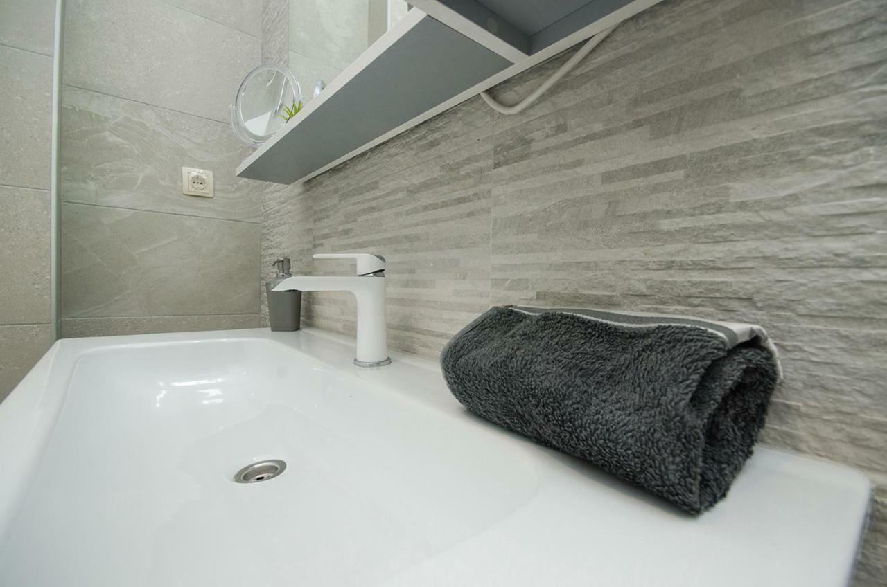 Apartman Korina ซูโกชัน ภายนอก รูปภาพ