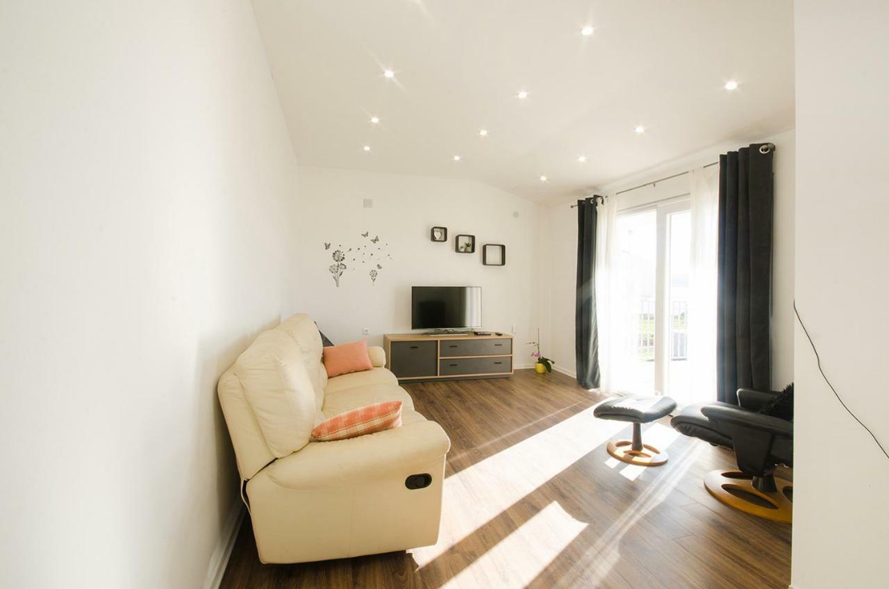 Apartman Korina ซูโกชัน ภายนอก รูปภาพ